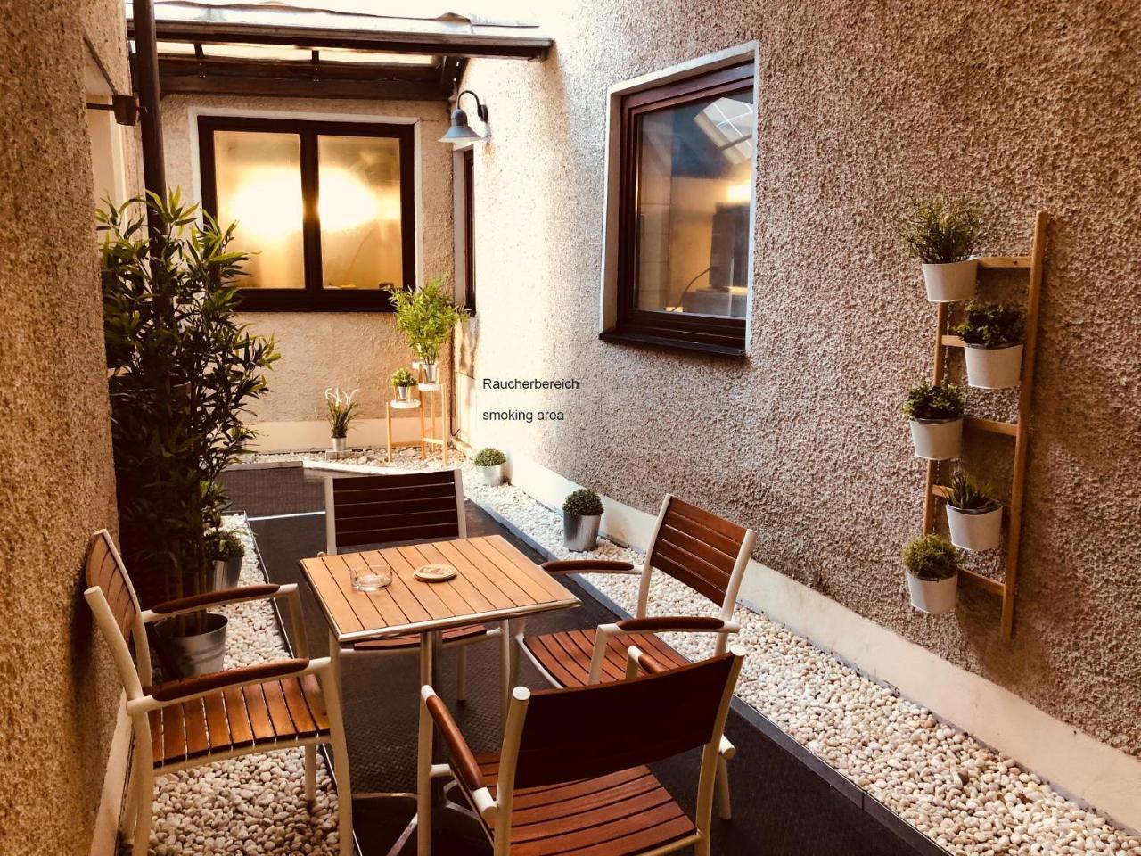 غينغن آن در برنتس Hotel Und Restaurant Lamm المظهر الخارجي الصورة