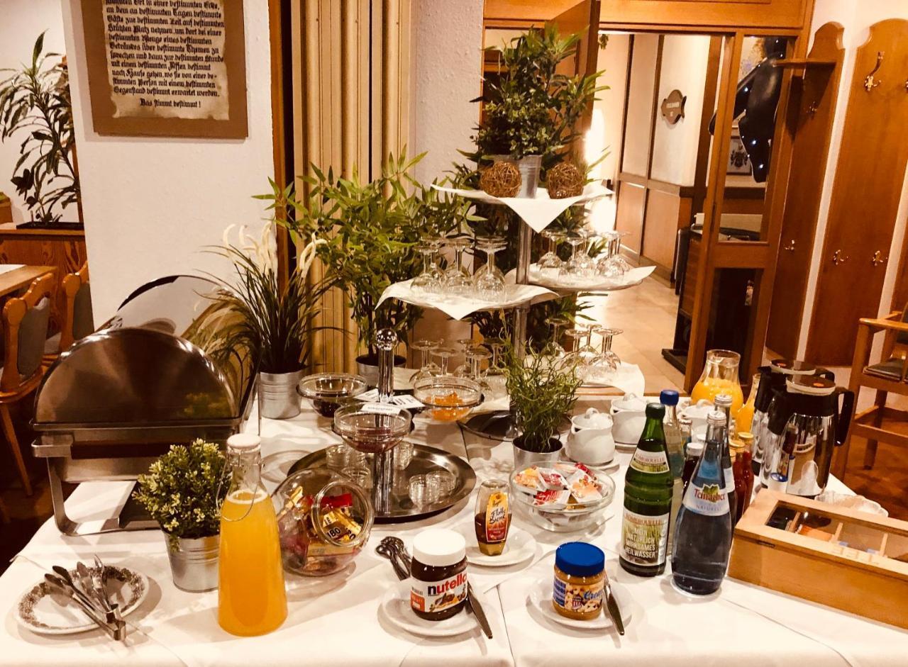 غينغن آن در برنتس Hotel Und Restaurant Lamm المظهر الخارجي الصورة